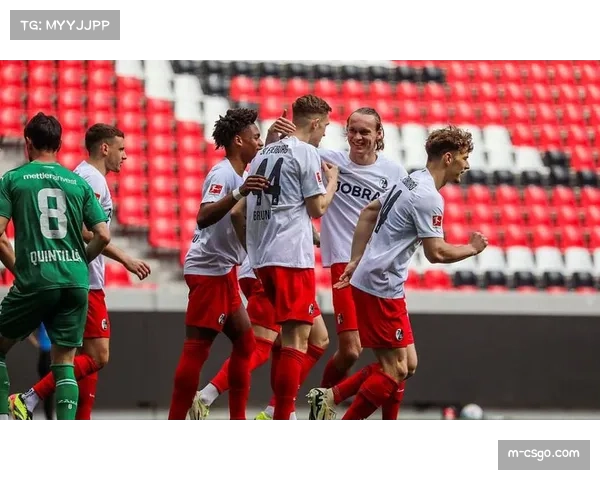 球迷回归球场,德甲主场氛围逐渐恢复