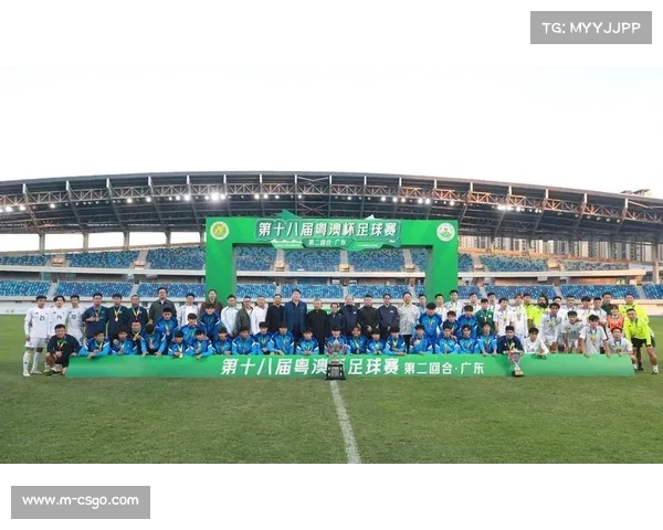 青年冠军车手签约职业队，合同含国际赛条款